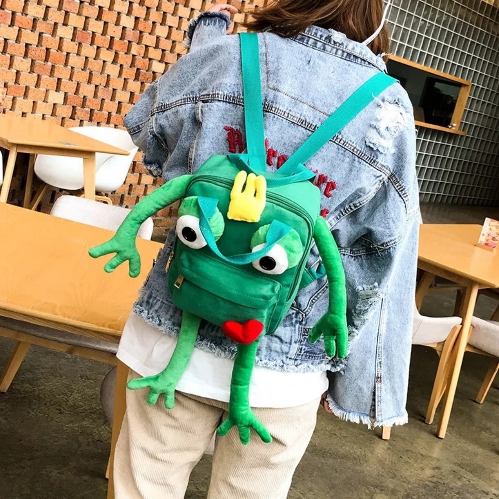 Cute backpack - Picture 3 of 3